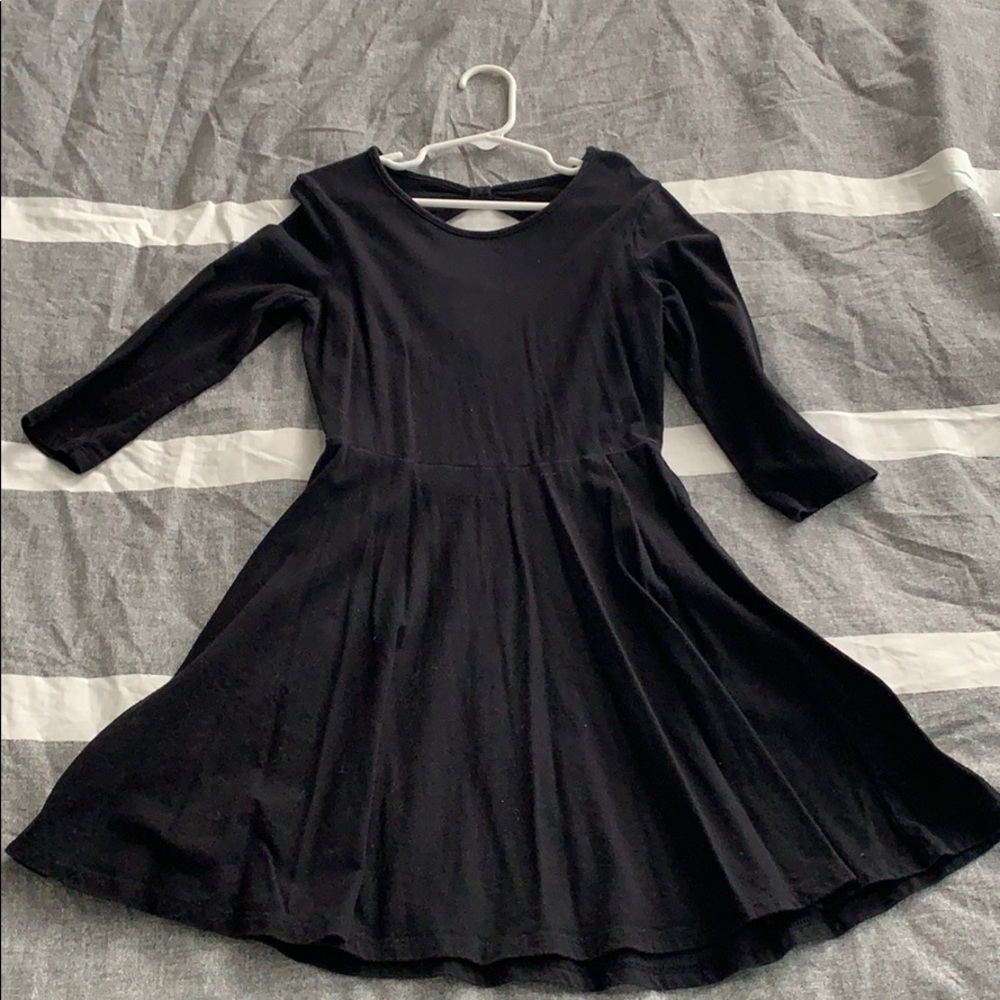 Casual all black dress